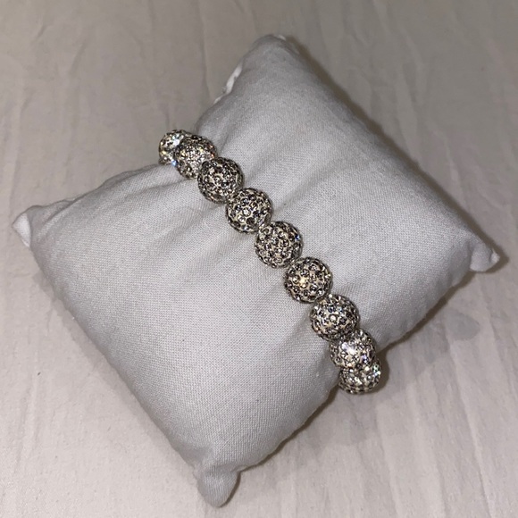 Jewelry - 𝅺Sparkly Bracelet
